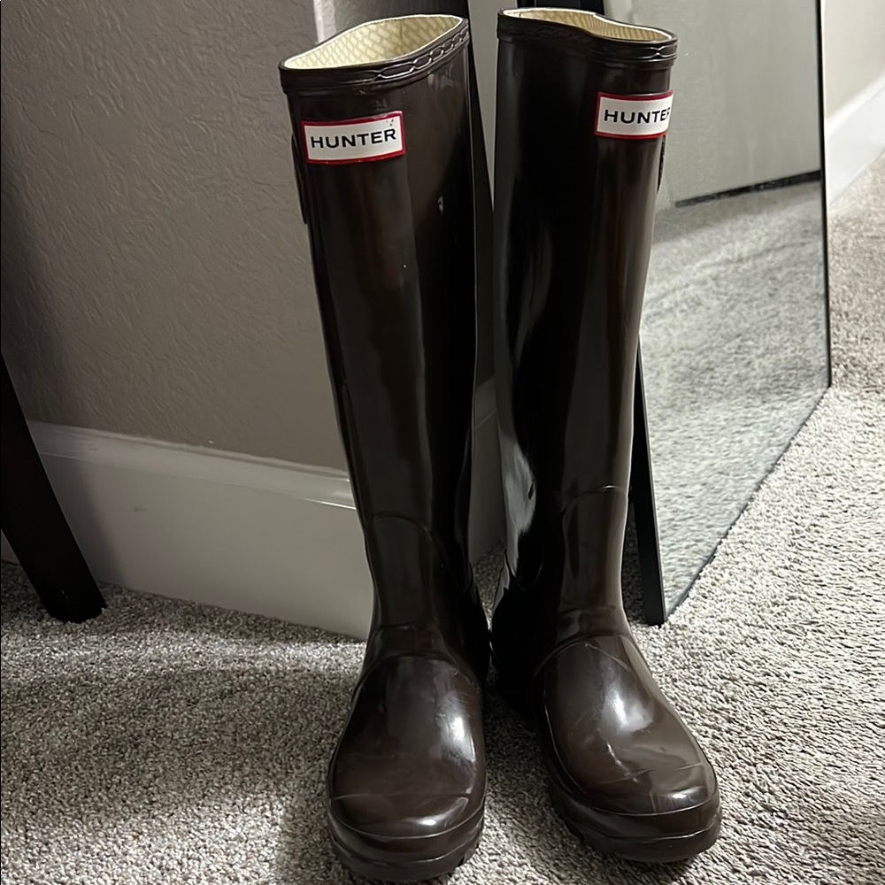 Hunter Chocolate Glossy Rain Boots